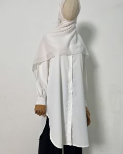 Muna in White (Free Pos) - Image 4
