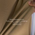 Madame Cléo Executive Skirt in Dark Grey - Image 3