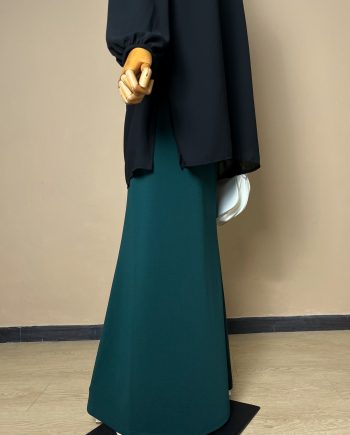 Madame Cléo Executive Skirt in Emerald Green