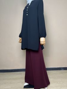 Madame Cléo Executive Skirt in Maroon - Image 3