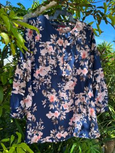 Floréa LUXE Tops in Royal Navy