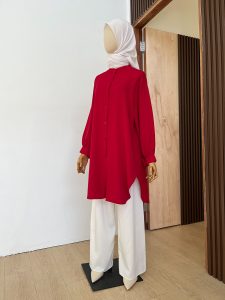 Muna in RedMaroon (Free Pos) - Image 3