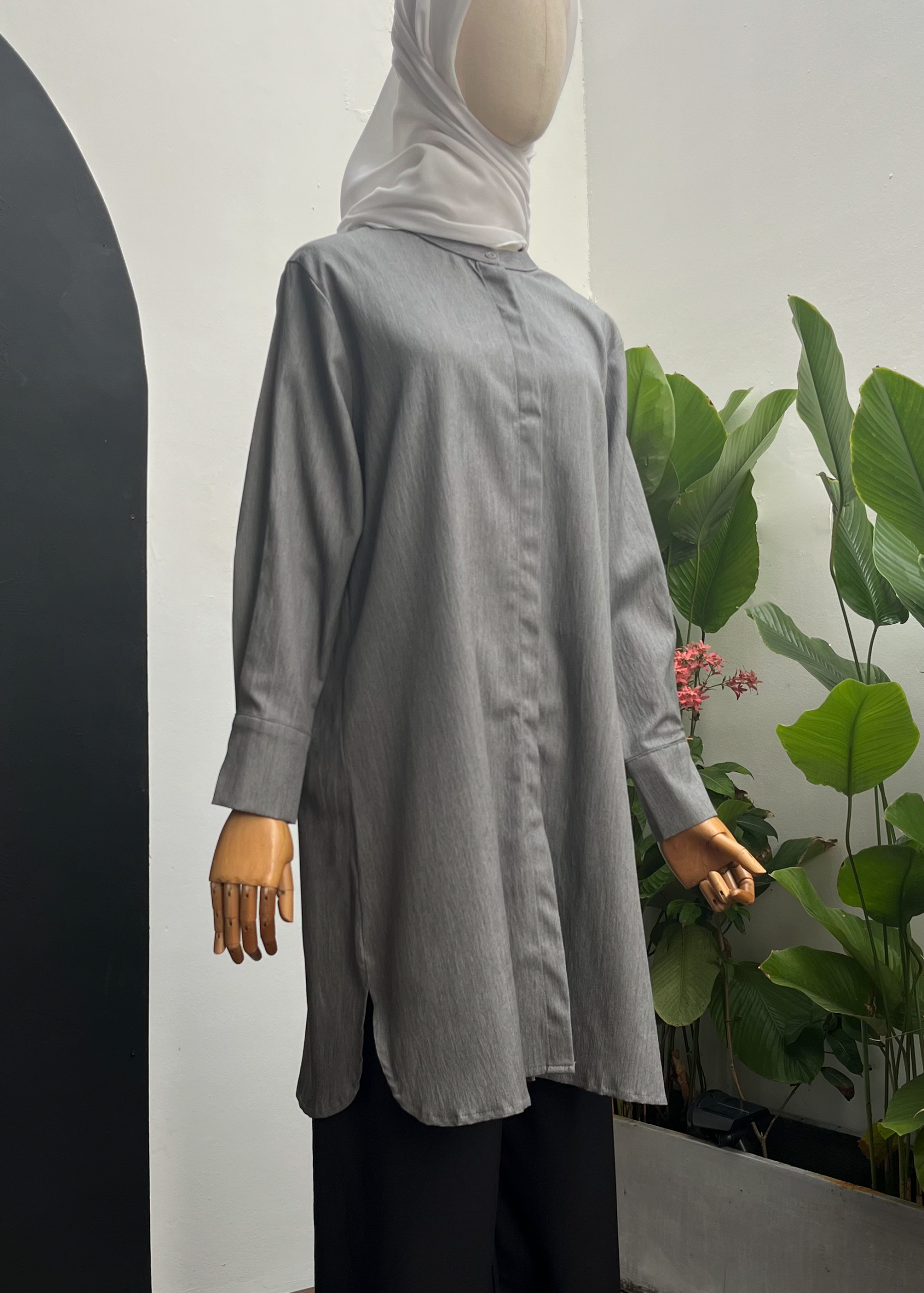 hana_tops_02 Hana in Light Grey - Image 1